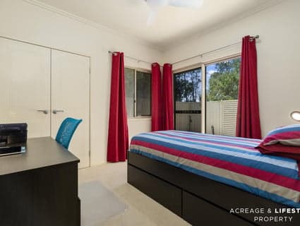 22 Coronation Avenue, Beachmere - Thumbnail 6