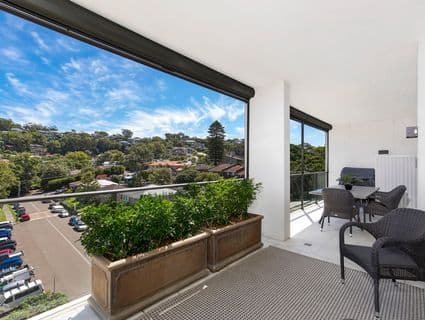 510/6 Pine Tree Lane, Terrigal - Thumbnail 3