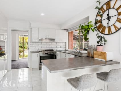 49 Strathaird Drive, Narre Warren South - Thumbnail 3
