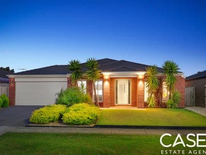 42 Dan Morgan Drive, Cranbourne East - Thumbnail 2