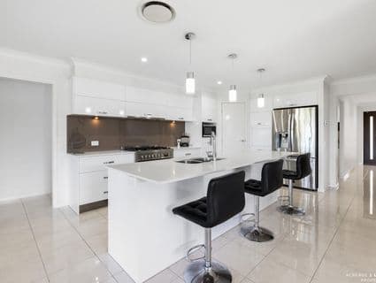 100-102 Cocos Drive, Ningi - Thumbnail 2