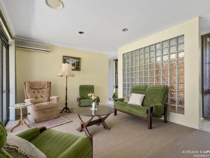 56 Jocelyn Street, Caboolture - Thumbnail 7