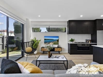 404, Niddrie - Image 1