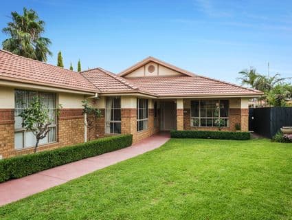 12 Rich Walk, Narre Warren South - Image 1