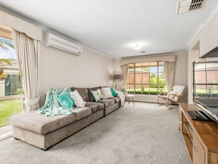 12 Rich Walk, Narre Warren South - Thumbnail 4