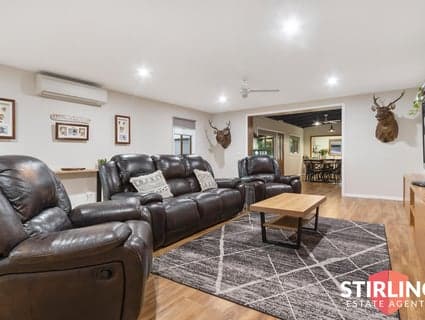 47 Glenalva Parade, Cannons Creek - Thumbnail 7