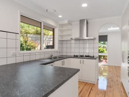 7 Brompton Close, Frankston South - Thumbnail 5