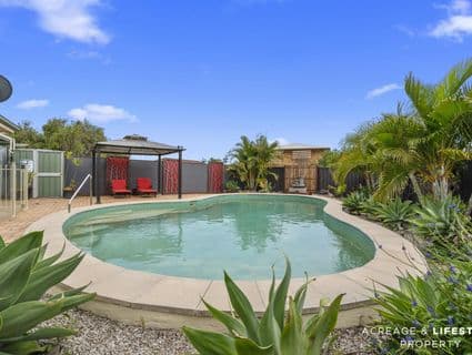 14 Carter Court, Sandstone Point - Thumbnail 2