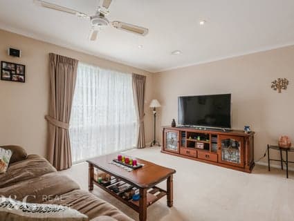 1 Eastbury Court, Narre Warren South - Thumbnail 7