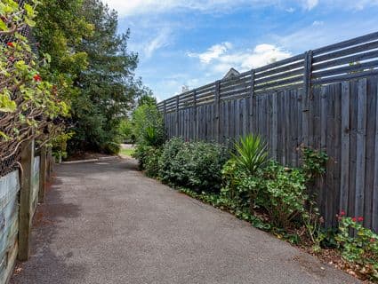 11 Janson Court, Croydon North - Thumbnail 4