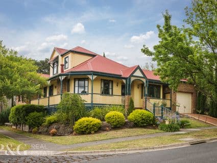 61 The Boulevard, Narre Warren South - Thumbnail 2