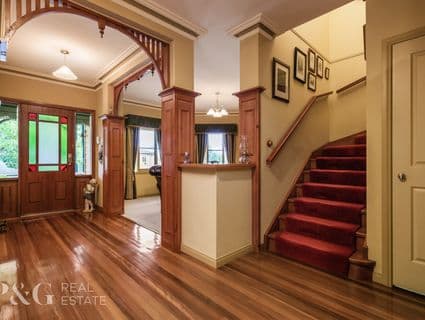 61 The Boulevard, Narre Warren South - Thumbnail 3