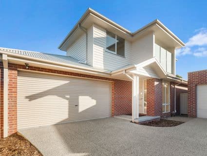 2/12 Iluka Street, Safety Beach - Image 1