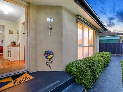 17 Eric Crescent, Mornington - Thumbnail 3