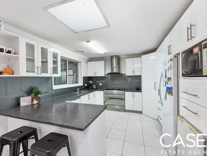 10 Oroya Grove, Clyde - Thumbnail 5
