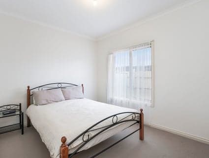2/4 Moorfield Avenue, Rosebud - Thumbnail 8