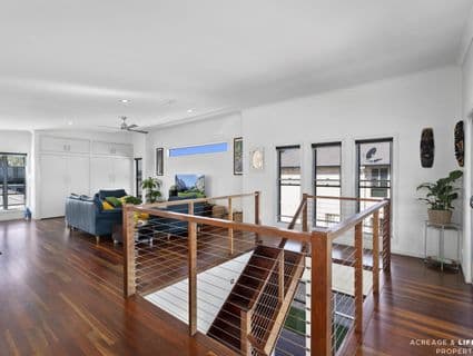 47 Esplanade, Godwin Beach - Thumbnail 3