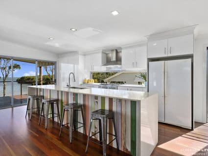 47 Esplanade, Godwin Beach - Thumbnail 5
