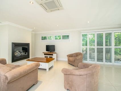 404, Murrays Beach - Thumbnail 7