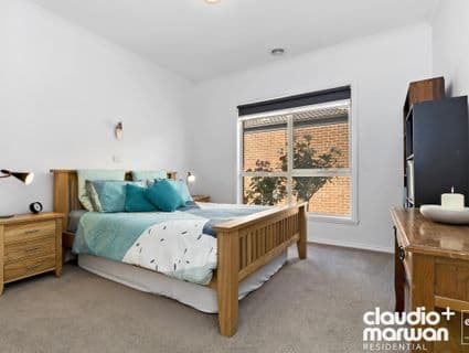 404, Oak Park - Thumbnail 8