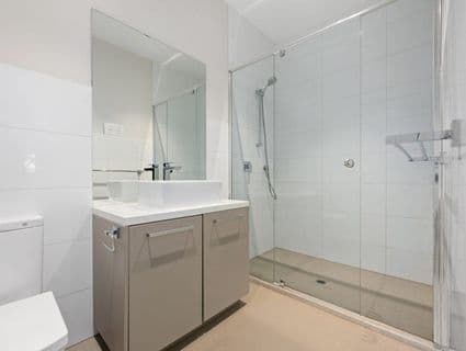 1/38 Lawson Street, Essendon - Thumbnail 4