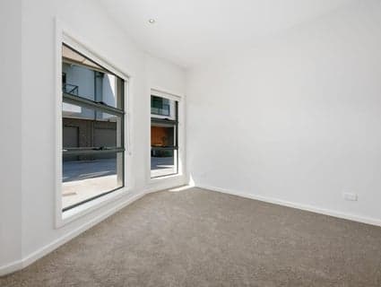 1/38 Lawson Street, Essendon - Thumbnail 5