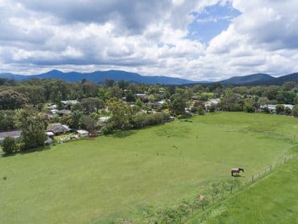 111B Badger Creek Road, Badger Creek - Thumbnail 2