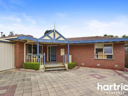 2/44 Warrigal Road, Parkdale - Image 1