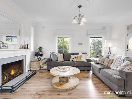 8 Olinda Place, Frankston - Thumbnail 2