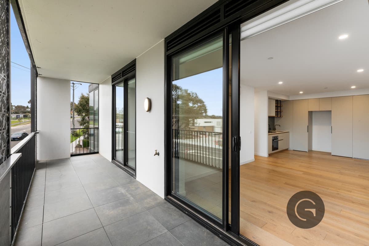 115/1 Red Hill Terrace, Doncaster East, Doncaster East - Image 1