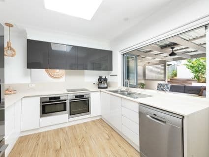 91 North West Arm Road, Gymea - Thumbnail 4