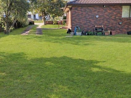 30 Whitehead Grove, Rosebud - Thumbnail 3