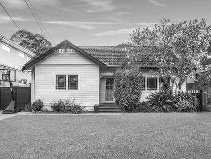 52 Carramar Crescent, Miranda - Image 1