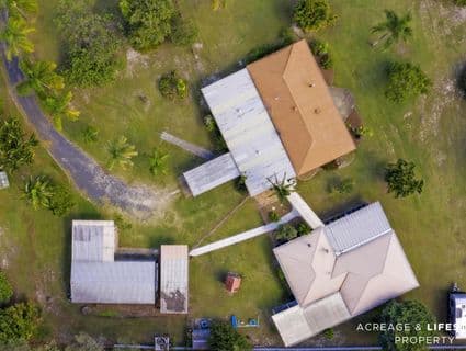 415 Bishop Road, Beachmere - Thumbnail 3