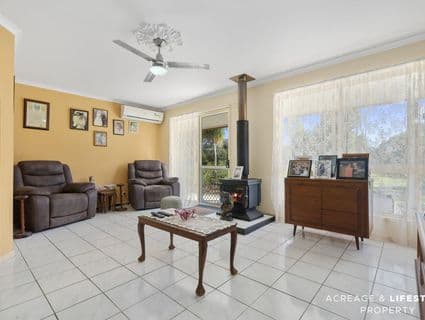 415 Bishop Road, Beachmere - Thumbnail 5