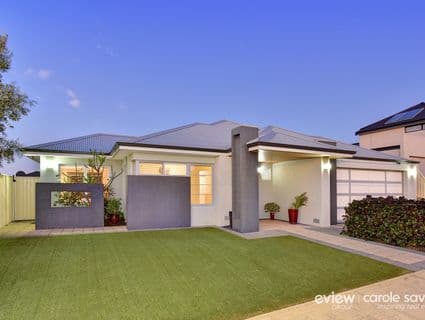 54 Mattingleys Approach, Burns Beach - Thumbnail 2