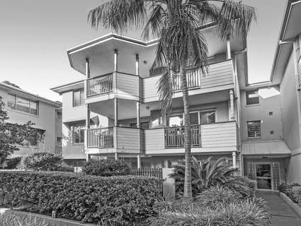17/84 Glencoe Street, Sutherland - Image 1
