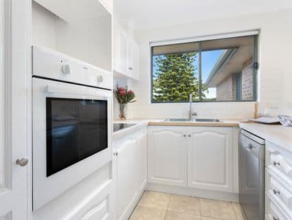 8/25-29 Koorabel Avenue, Gymea - Thumbnail 4