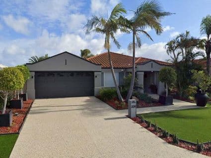404, Woodvale - Image 1