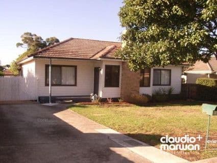 404, Glenroy - Image 1