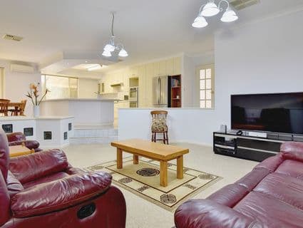 Address available upon request, Woodvale - Thumbnail 2
