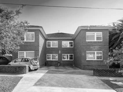 2/3 Caronia Avenue, Cronulla - Image 1