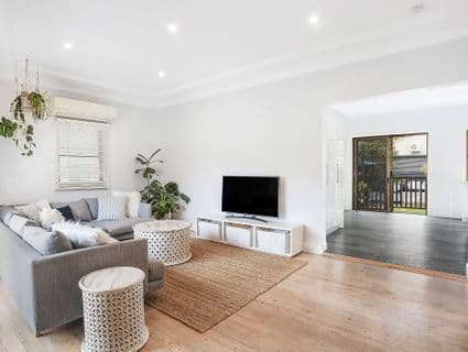 6 Georges River Road, Oyster Bay - Thumbnail 2