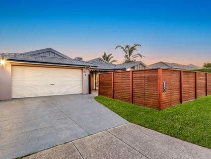 26 Weerona Way, Mornington - Image 1