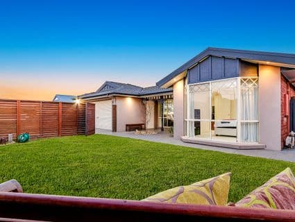 26 Weerona Way, Mornington - Thumbnail 2