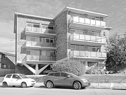 12/18 Burke Road, Cronulla - Image 1