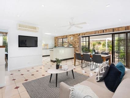 22 Glenora Road, Yarrawarrah - Thumbnail 2