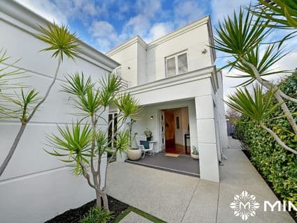 39a Bay Road, Claremont - Image 1