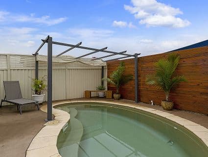 11 Foxtail Crescent, Woongarrah - Thumbnail 2