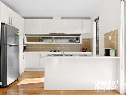 404, Glenroy - Thumbnail 3
